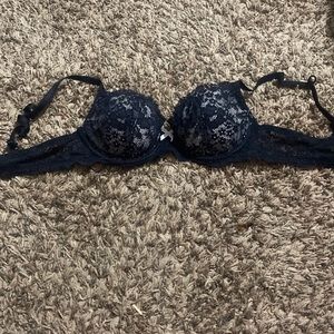 Victorias Secret 32B bra